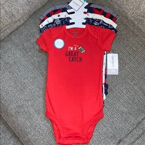 NWT Carter’s 🏈⚾️⚽️5 piece onesie set ⚾️ 🏈 ⚽️